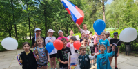 Флешмоб «Я пожелать своей стране хочу» провели в библиотечном дворике Протвина - Regions.Ru