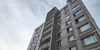 На улице Ворошилова в подъезде девятиэтажного дома заменили оконные блоки - Regions.Ru